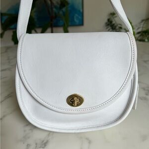 Coach Vintage Watson Turnlock Crossbody Bag 9981 White Glovetanned Leather 90's